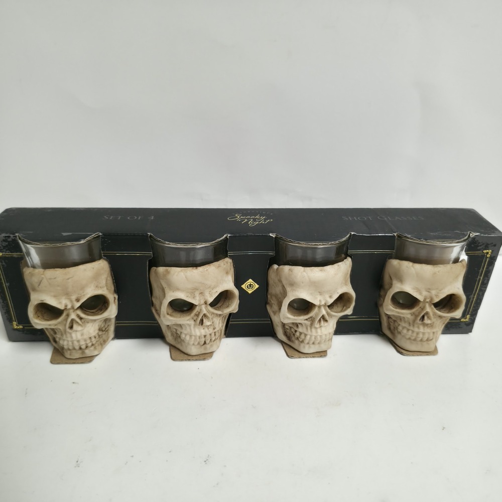 Spooky Night Skull Shot Glass Set of 4 Halloween Skeleton Head Barware 2oz